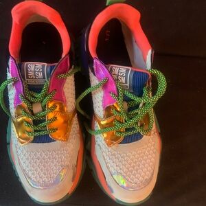 Steve Madden sneakers